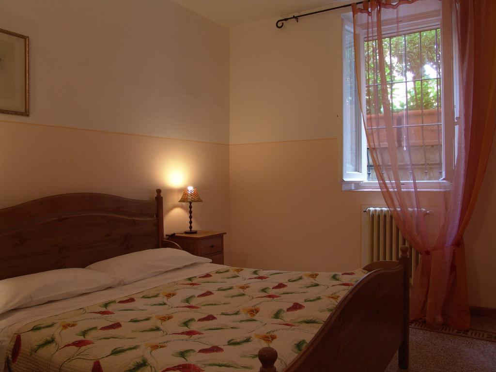 Affittacamere Casa Corsi Florenz Zimmer foto
